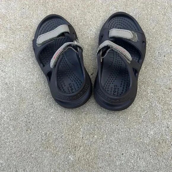 Crocs Kid’s Swiftwater River Walking Sandals - Picture 5 of 14